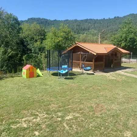 двете къщи село осъм