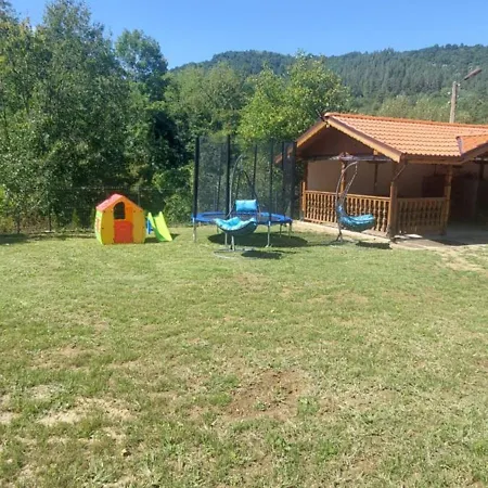 двете къщи село осъм Villa