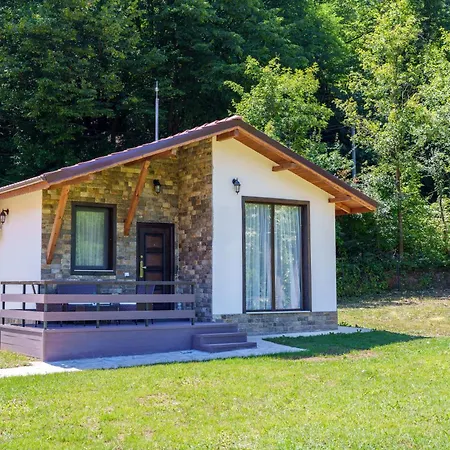 двете къщи село осъм