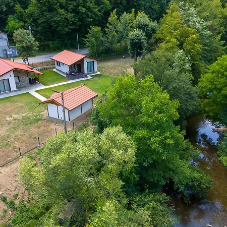 двете къщи село осъм * Бели Осъм