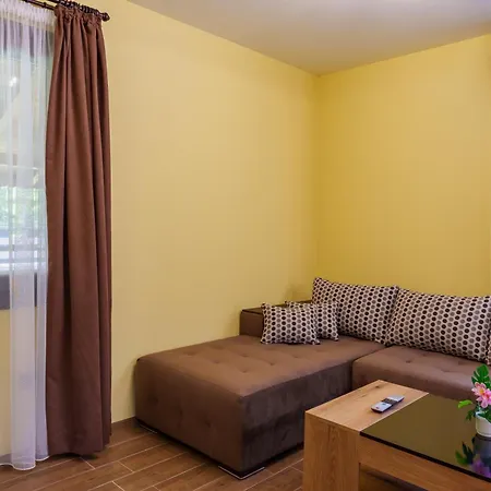 двете къщи село осъм Villa *