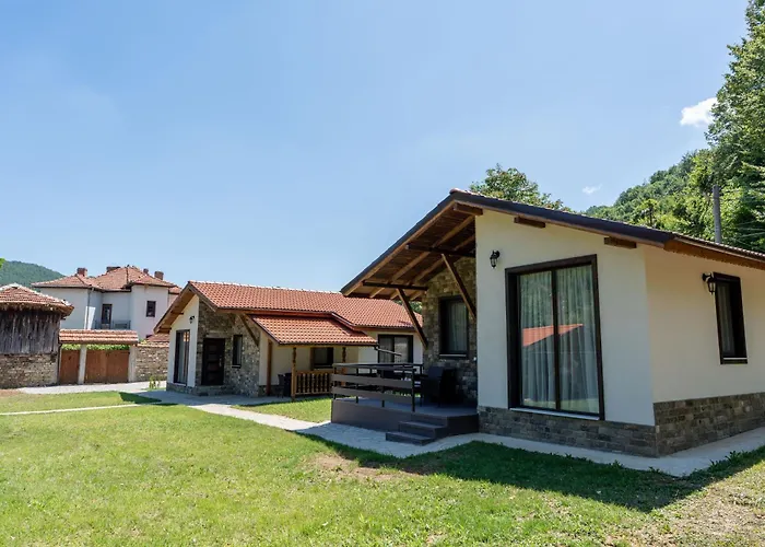 Villa двете къщи село осъм *