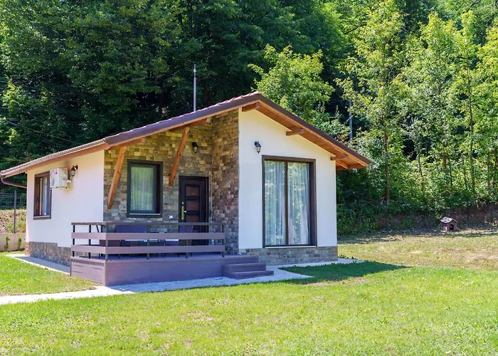 двете къщи село осъм