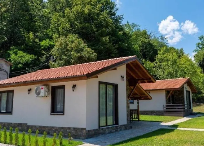 Villa двете къщи село осъм