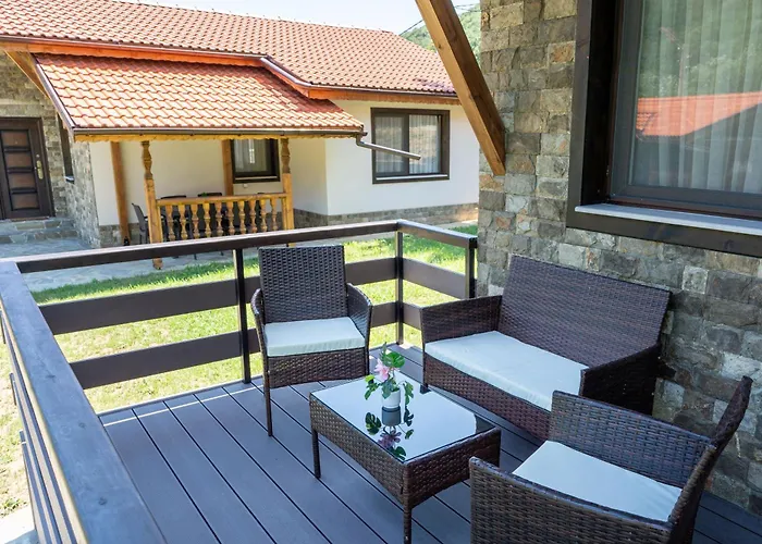 Villa двете къщи село осъм *