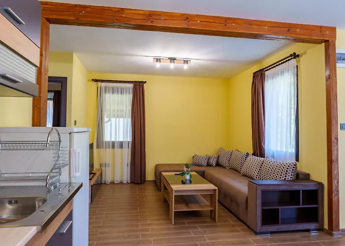 двете къщи село осъм Villa