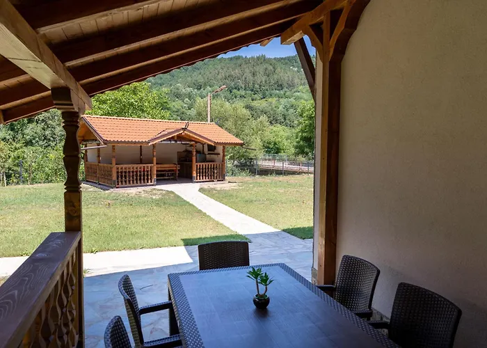 Villa двете къщи село осъм *